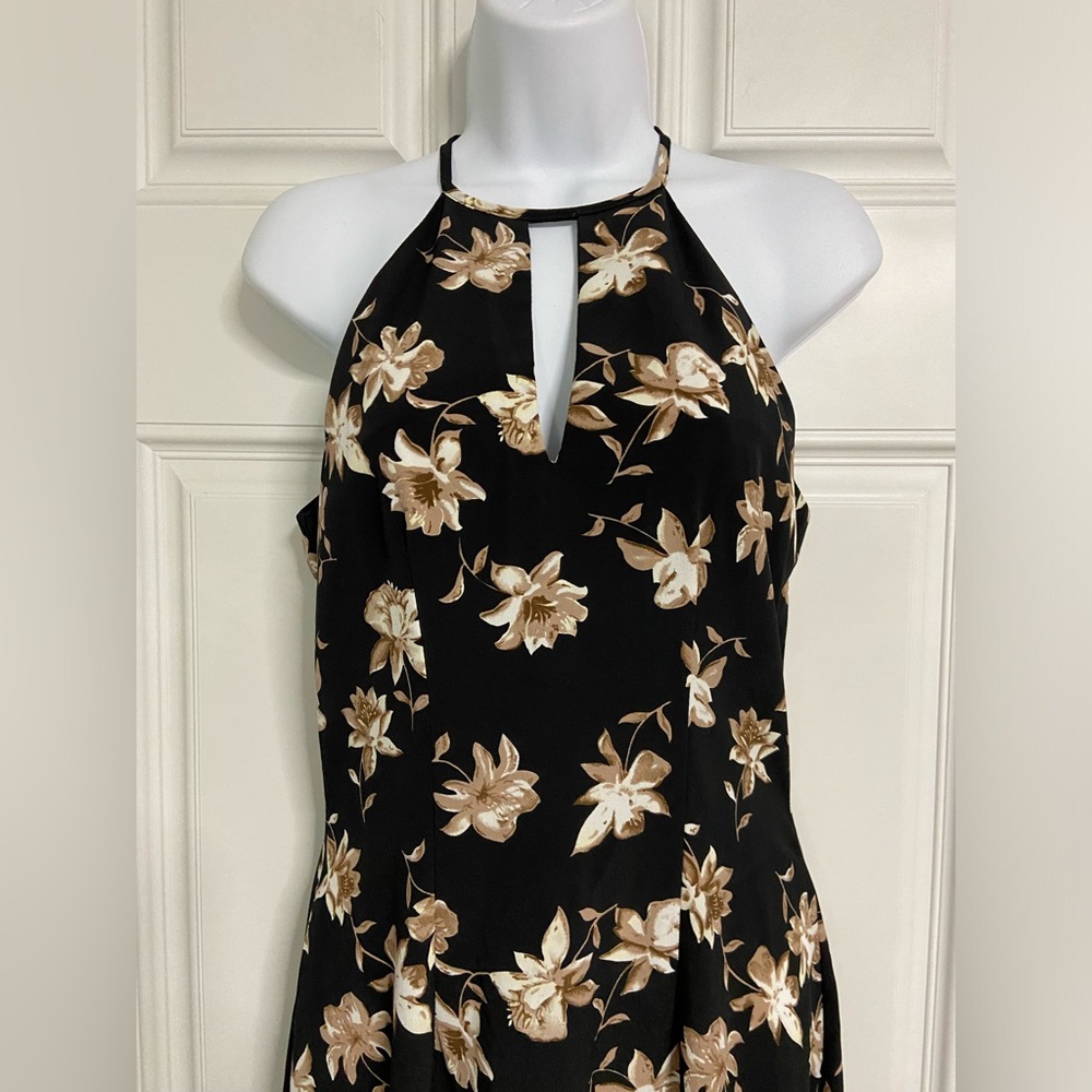 D5- SENSE Black Y2K Floral KEYHOLE Halter Maxi Dress